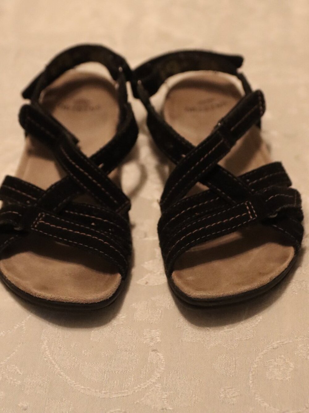 Earth Origins Sammie Black Leather Strappy Sandal Size 7.5